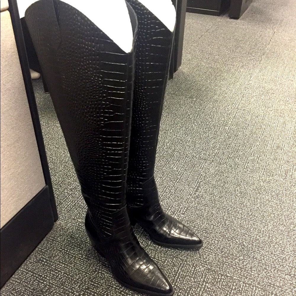 Gianni Bini Wide Calf High Boots/ Worn Once Only